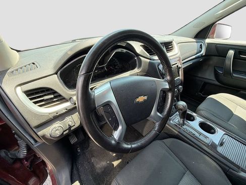 Used 2016 Chevrolet Traverse LT w/ Style and Technology Package FWD image 14