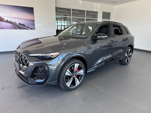 New 2026 Audi SQ5 Premium Plus AWD/4WD image 4