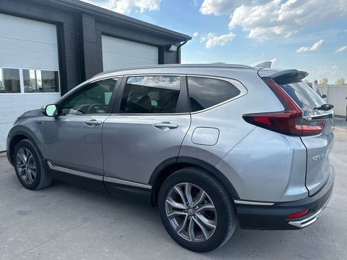 Used 2021 Honda CR-V Touring image 4