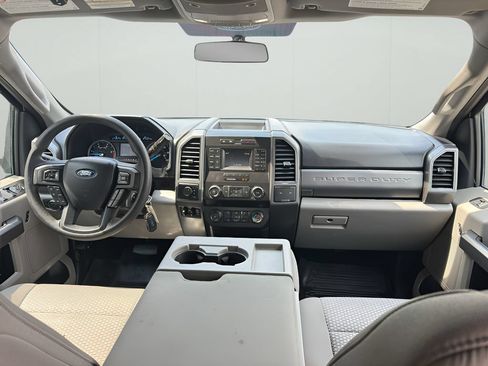 Used 2019 Ford F250 XLT AWD/4WD image 14
