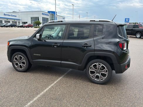 Used 2017 Jeep Renegade Limited AWD/4WD image 4
