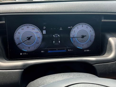 Used 2023 Hyundai Tucson Limited image 24