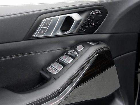 Used 2021 BMW X7 xDrive40i w/ Premium Package image 8