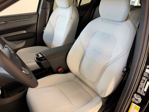 New 2026 Volvo EX30 Ultra w/ Climate Package AWD/4WD image 16