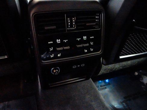 New 2026 Porsche Cayenne S image 34