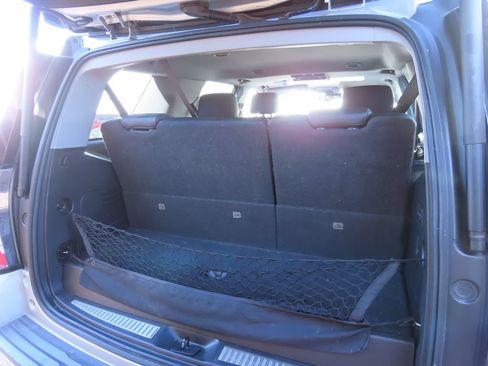 Used 2019 GMC Yukon SLT w/ Open Road Package RWD image 12