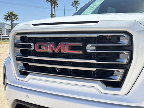 Certified 2019 GMC Sierra 1500 AT4 w/ AT4 Premium Package AWD/4WD image 36