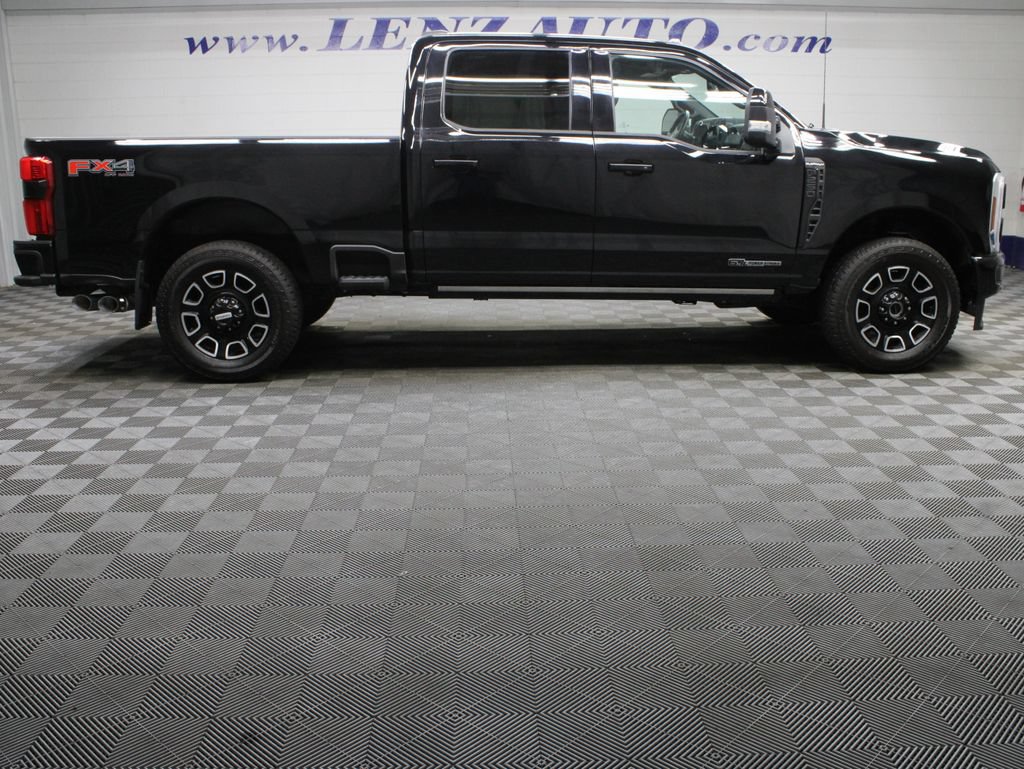 Used 2026 Ford F250 Platinum w/ FX4 Off-Road Package AWD/4WD image 2