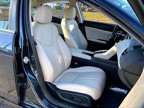 Used 2022 Honda Insight Touring image 8