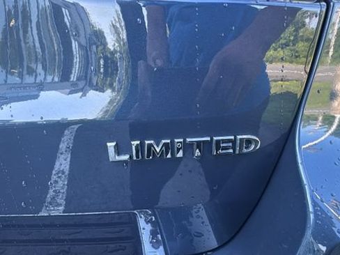 Used 2020 Jeep Grand Cherokee Limited AWD/4WD image 13