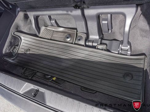 Used 2025 Toyota Sienna XLE w/ XLE Plus Package image 47