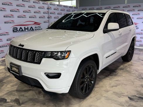 Used 2019 Jeep Grand Cherokee Altitude AWD/4WD image 53