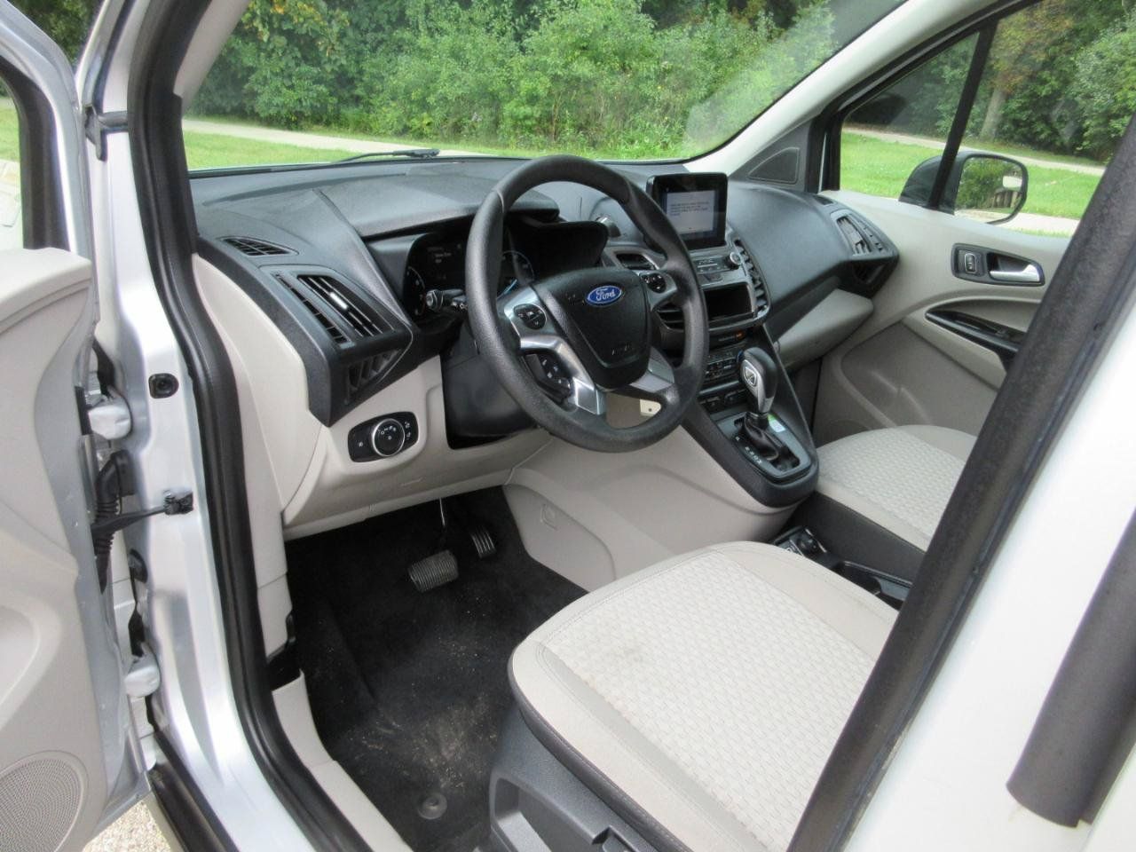 Used 2020 Ford Transit Connect XLT FWD image 37