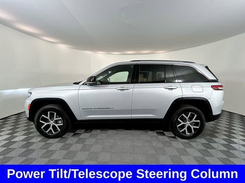 Used 2023 Jeep Grand Cherokee Limited w/ Luxury Tech Group II image 6