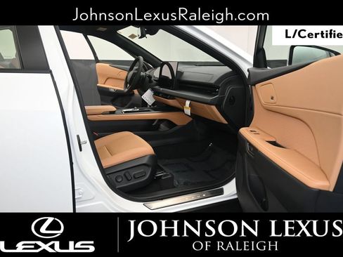 Used 2026 Lexus ES 350h AWD w/ Cold Area Package image 12