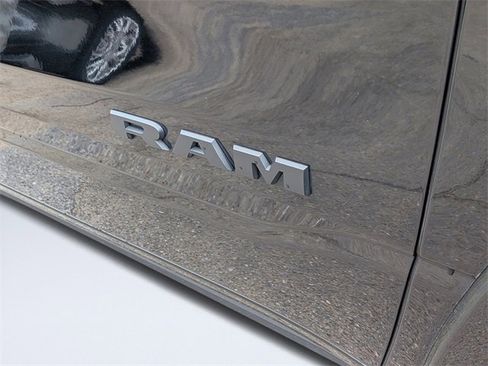Used 2022 RAM 1500 Limited w/ Night Edition image 11
