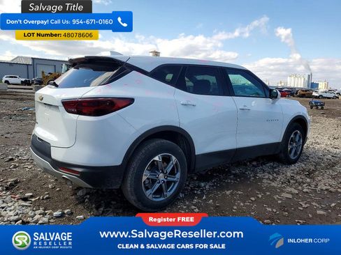Used 2024 Chevrolet Blazer LT FWD image 4