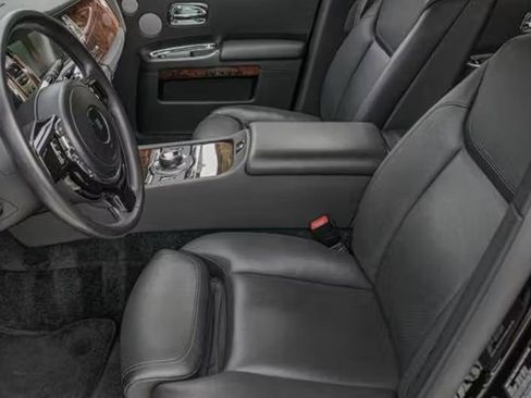 Certified 2016 Rolls-Royce Ghost Extended Wheelbase image 31