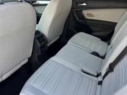 Used 2022 Volkswagen Tiguan S FWD image 11