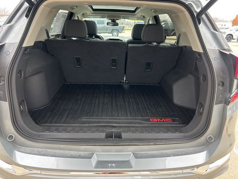 Used 2023 GMC Terrain Denali w/ Denali Premium Package image 12