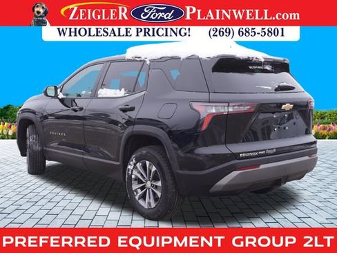 Used 2025 Chevrolet Equinox LT image 2