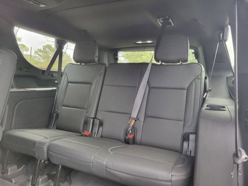 Used 2021 GMC Yukon XL Denali image 29