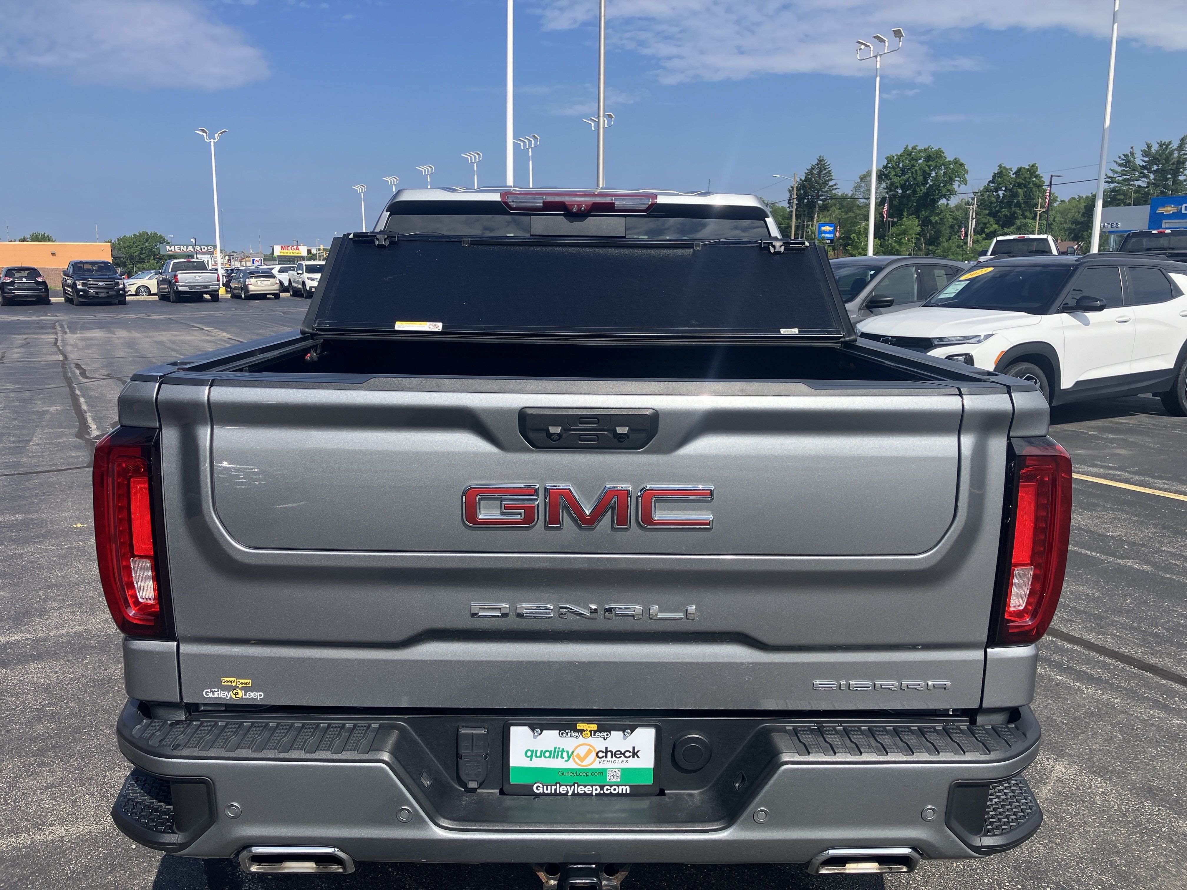 Used 2023 GMC Sierra 1500 Denali w/ Denali Reserve Package AWD/4WD image 6