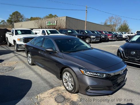 Used 2019 Honda Accord LX image 3