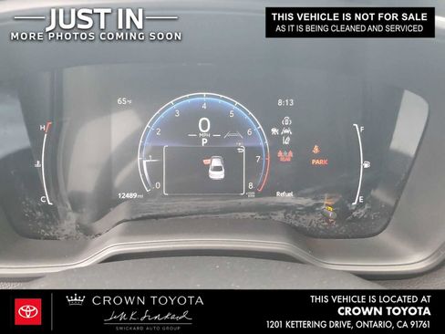 Used 2026 Toyota Corolla LE FWD image 5