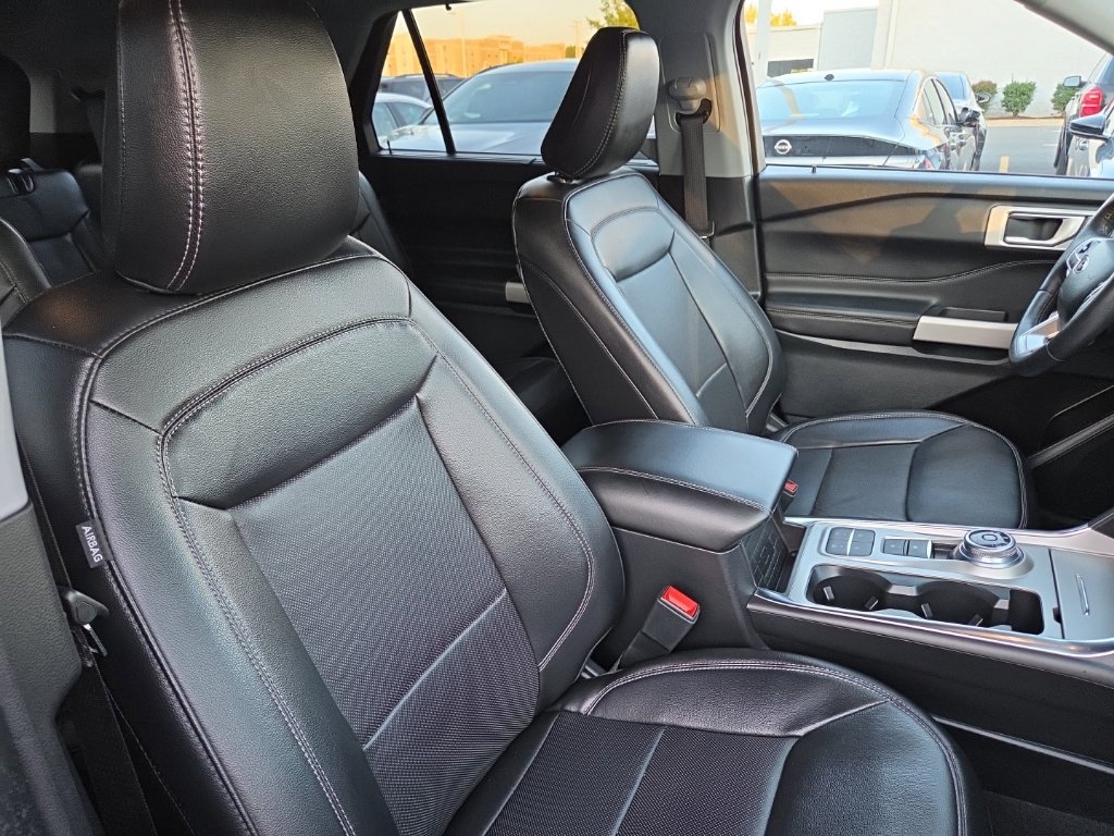 Used 2024 Ford Explorer Limited RWD image 44