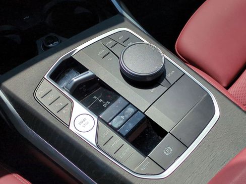 Certified 2024 BMW 330e xDrive w/ Premium Package image 26