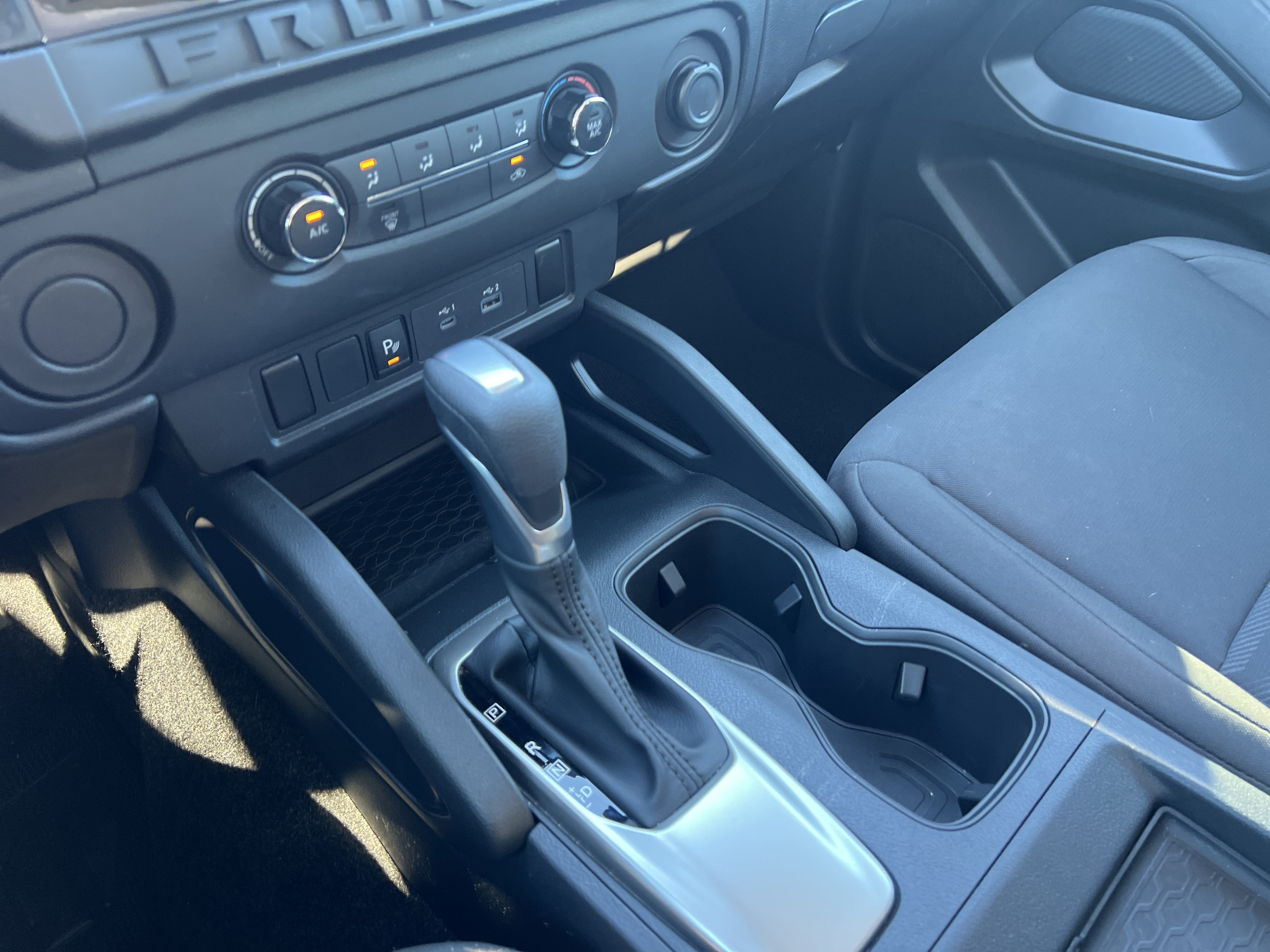 Used 2026 Nissan Frontier S RWD image 25