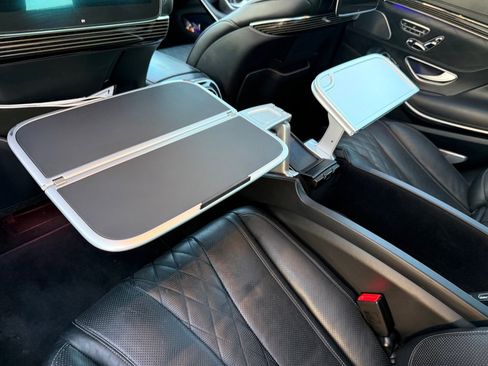 Used 2020 Mercedes-Benz S 560 Sedan image 27
