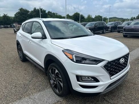 Used 2020 Hyundai Tucson Sport FWD image 2