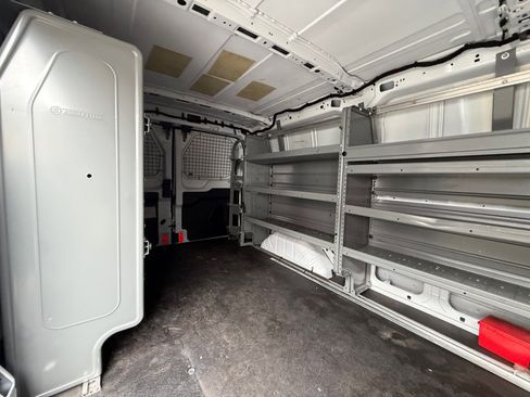 Used 2019 Ford Transit 250 250 image 27