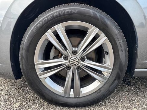 Used 2019 Volkswagen Jetta R-Line FWD image 25