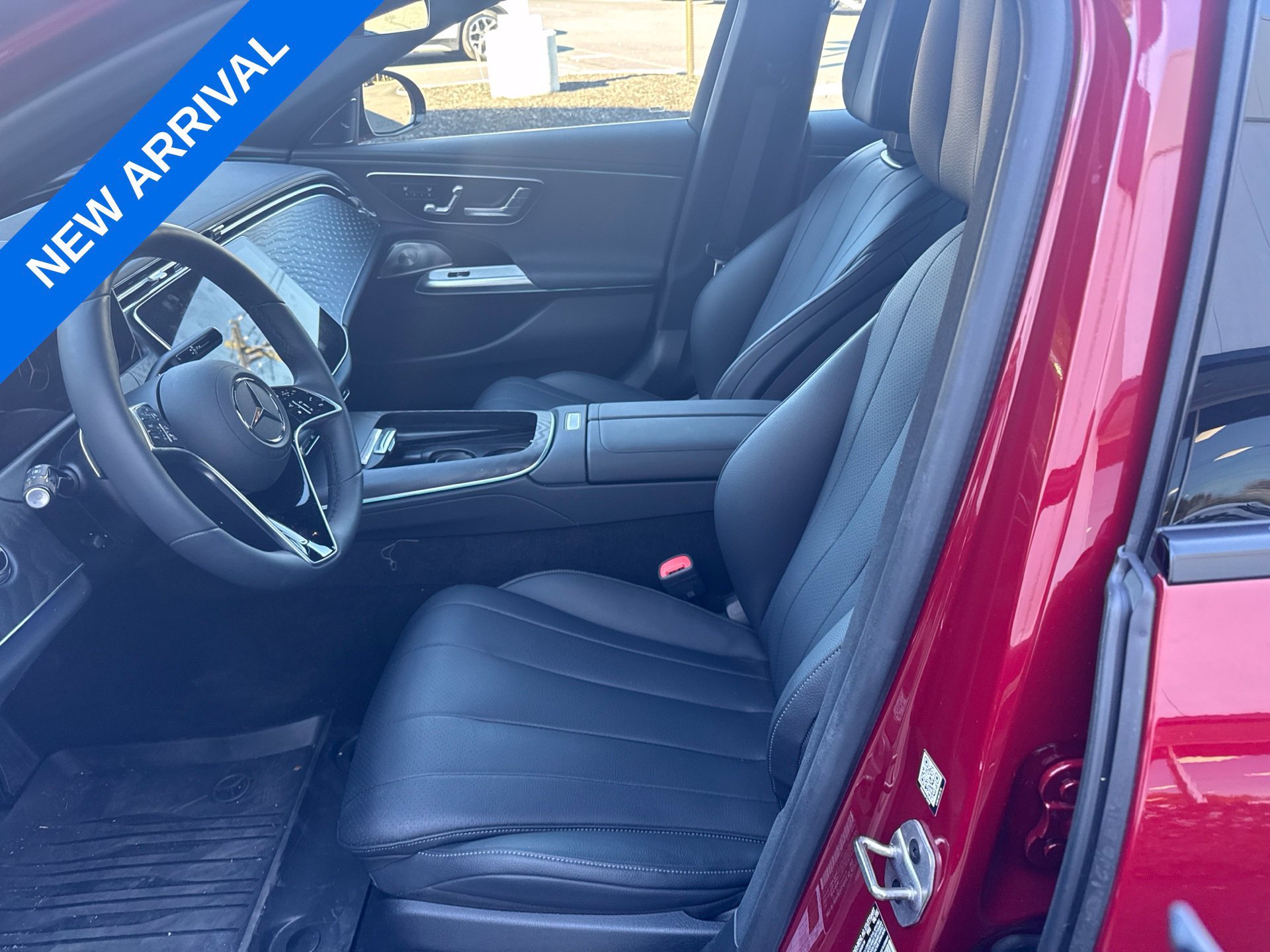 Used 2026 Mercedes-Benz E 350 4MATIC Sedan image 6