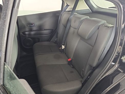 Used 2019 Honda HR-V LX image 16