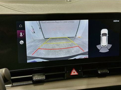 Used 2025 Kia Sportage EX FWD image 14
