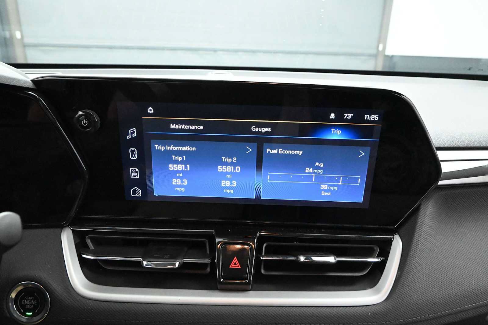 Used 2026 Chevrolet TrailBlazer LT w/ LT Cold Weather Package FWD image 17