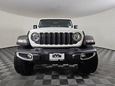 New 2026 Jeep Gladiator Sport image 10