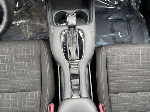 Used 2025 Honda HR-V Sport image 40