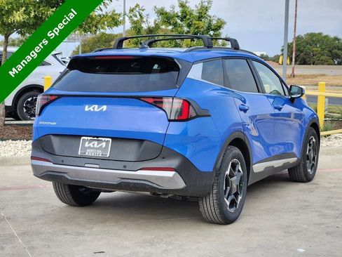 New 2026 Kia Sportage EX w/ EX Panorama Roof Package FWD image 4