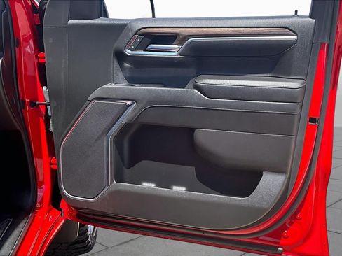 Used 2022 Chevrolet Silverado 1500 LT RWD image 22