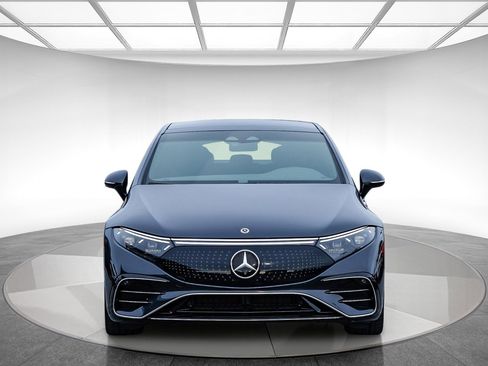 Used 2023 Mercedes-Benz EQS 580 580 image 6