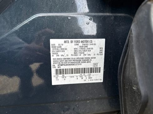 Used 2019 Ford Edge Titanium w/ Cold Weather Package image 22