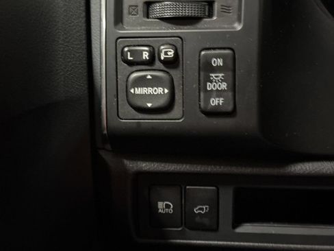 Used 2020 Toyota Sequoia TRD Pro AWD/4WD image 19
