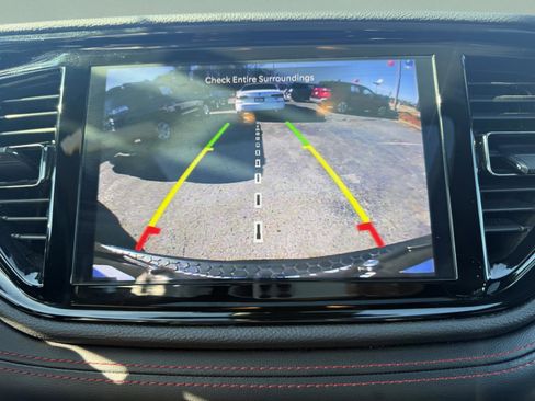 Used 2024 Dodge Durango GT image 18