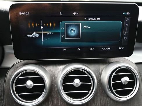 Used 2019 Mercedes-Benz C 300 4MATIC Sedan image 15