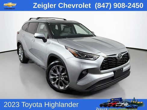 Used 2023 Toyota Highlander Limited AWD/4WD image 1